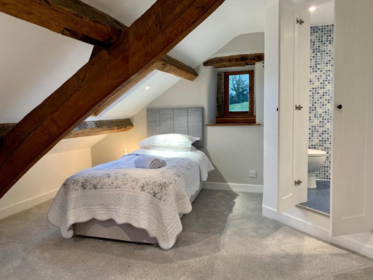 Large Country Farmhouse Waddington  Luaran gambar