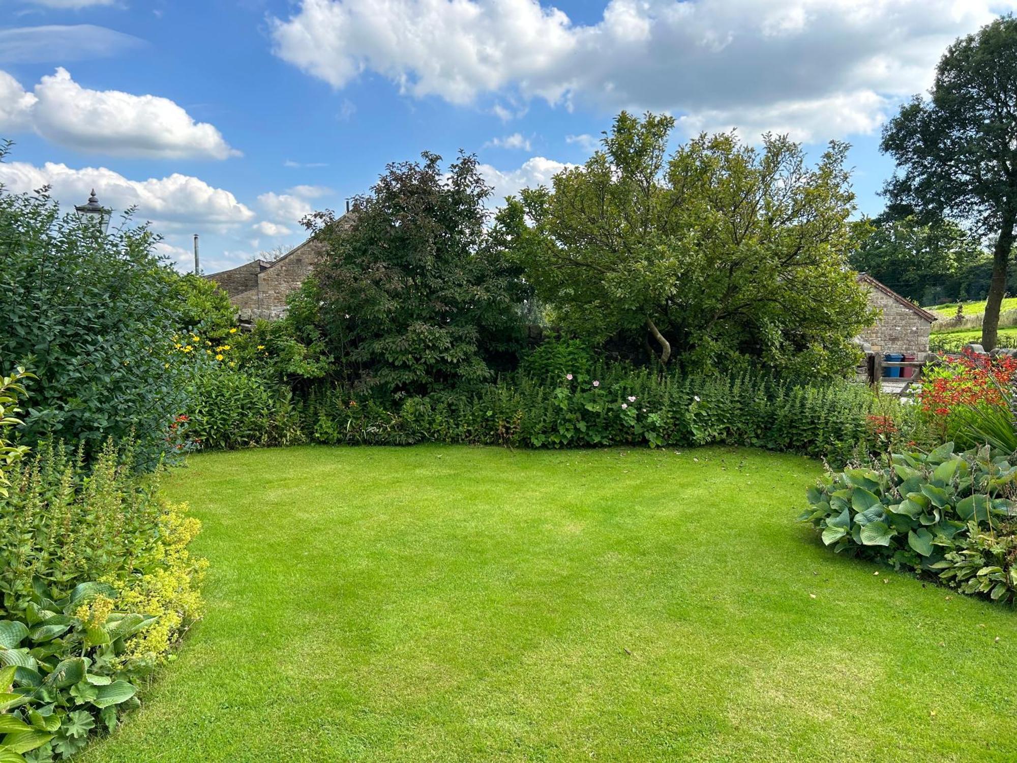 Large Country Farmhouse Waddington  Luaran gambar