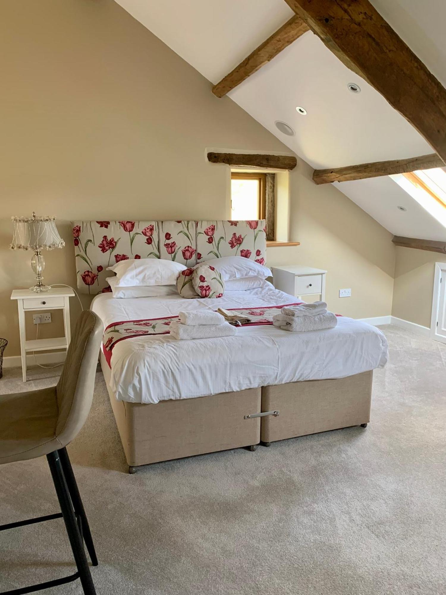 Large Country Farmhouse Waddington  Luaran gambar
