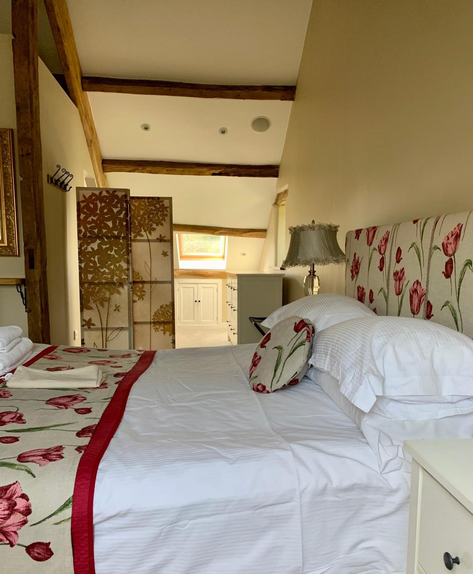 Large Country Farmhouse Waddington  Luaran gambar